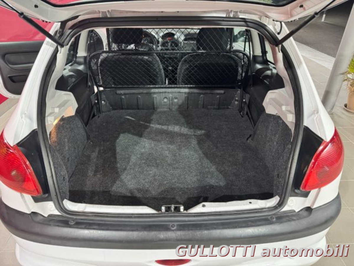Peugeot 206 HDi 3p. XAD Van (11)