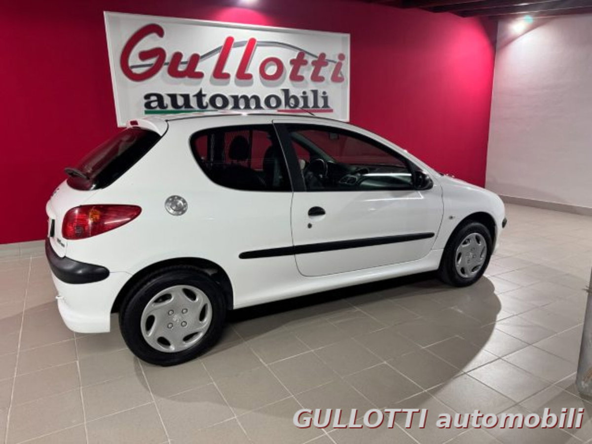 Peugeot 206 HDi 3p. XAD Van (7)