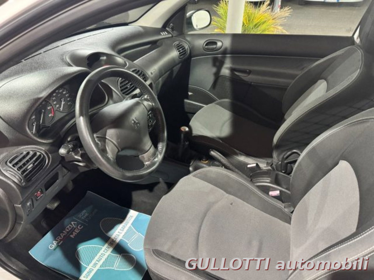 Peugeot 206 HDi 3p. XAD Van (8)