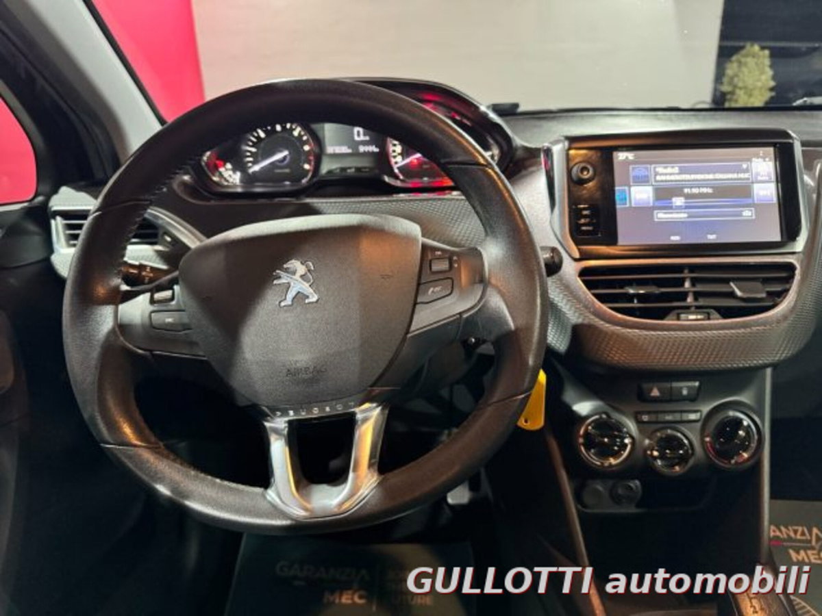 Peugeot 2008 e-HDi 92 CV Stop&Start Allure (13)