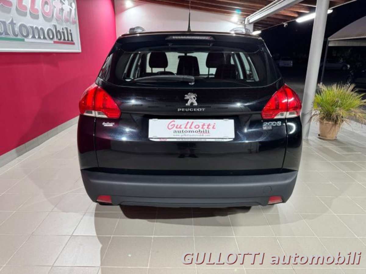 Peugeot 2008 e-HDi 92 CV Stop&Start Allure (5)