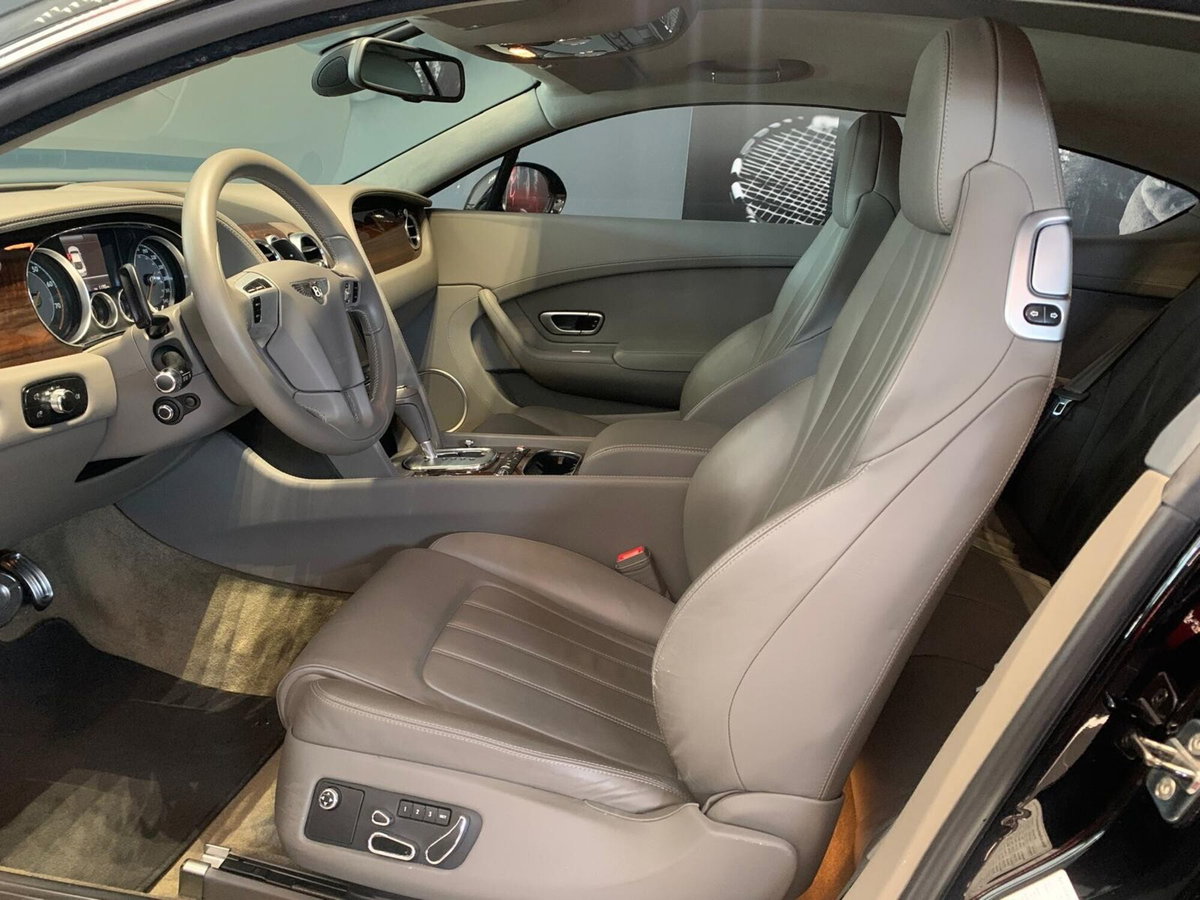 Bentley Continental GT Continental GT V8 (3)