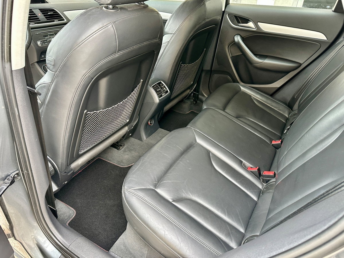 Audi Q3 2.0 TDI 150 CV Sport (14)