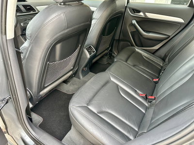 Audi Q3 2.0 TDI 150 CV Sport (14)