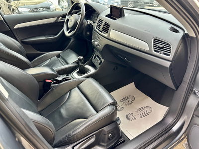 Audi Q3 2.0 TDI 150 CV Sport (19)