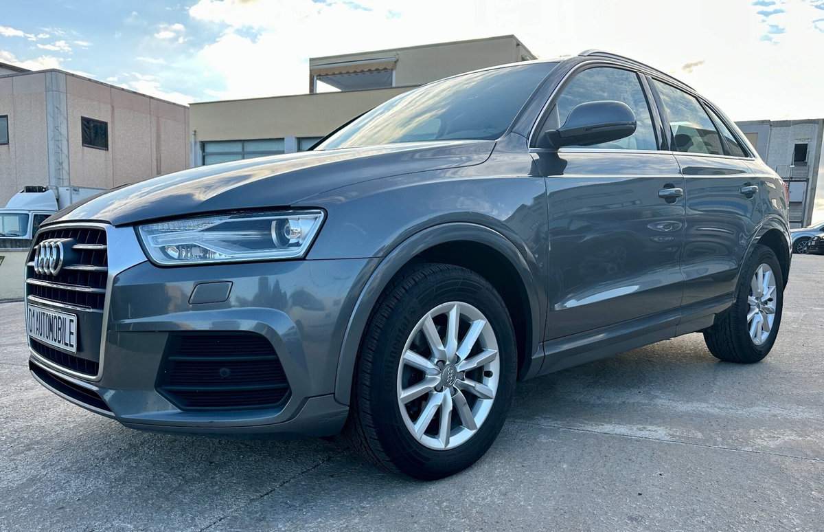 Audi Q3 2.0 TDI 150 CV Sport (2)