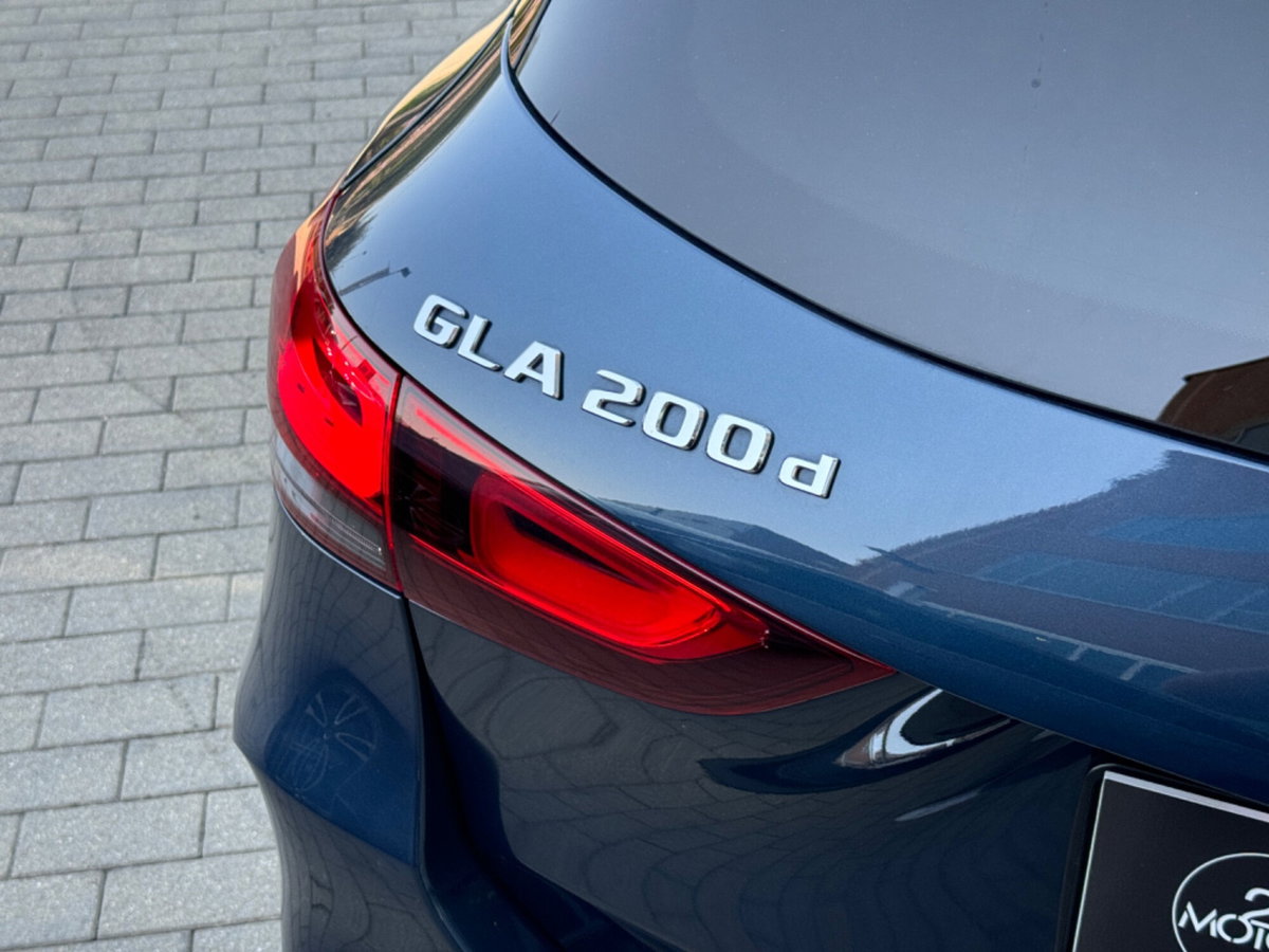 Mercedes-Benz GLA SUV 200 d AMG Line Premium Plus 4matic auto (6)
