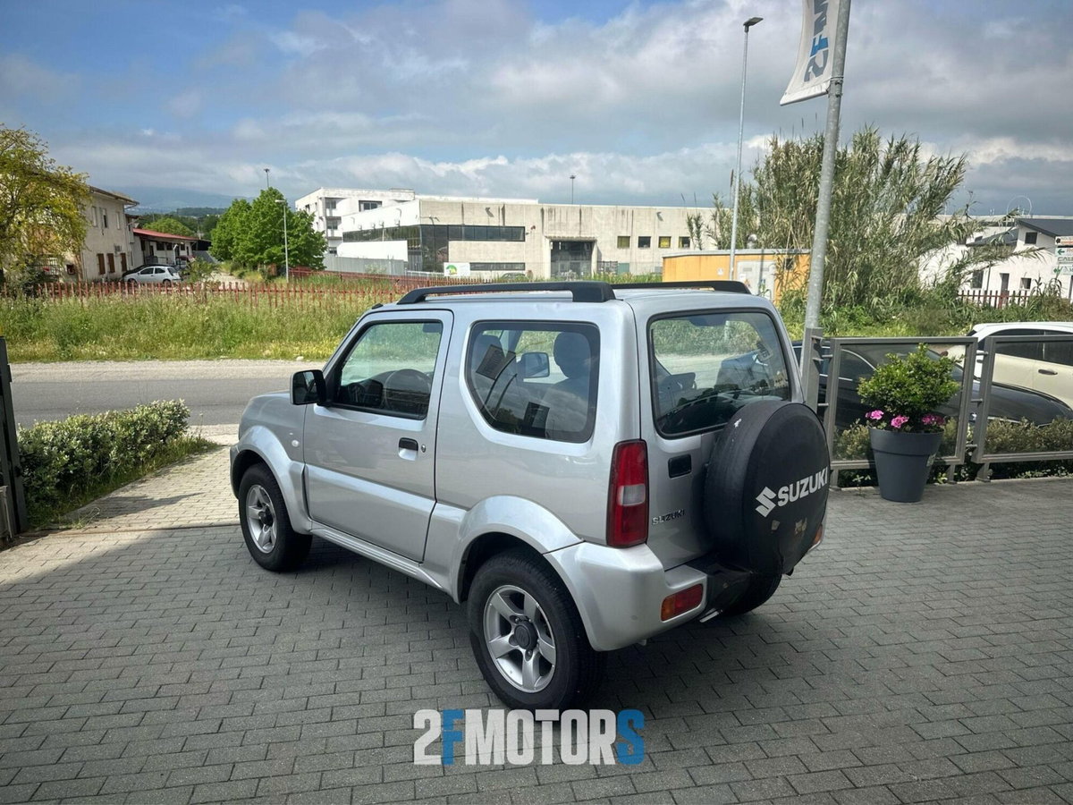 Suzuki Jimny 1.3 4WD Evolution (5)
