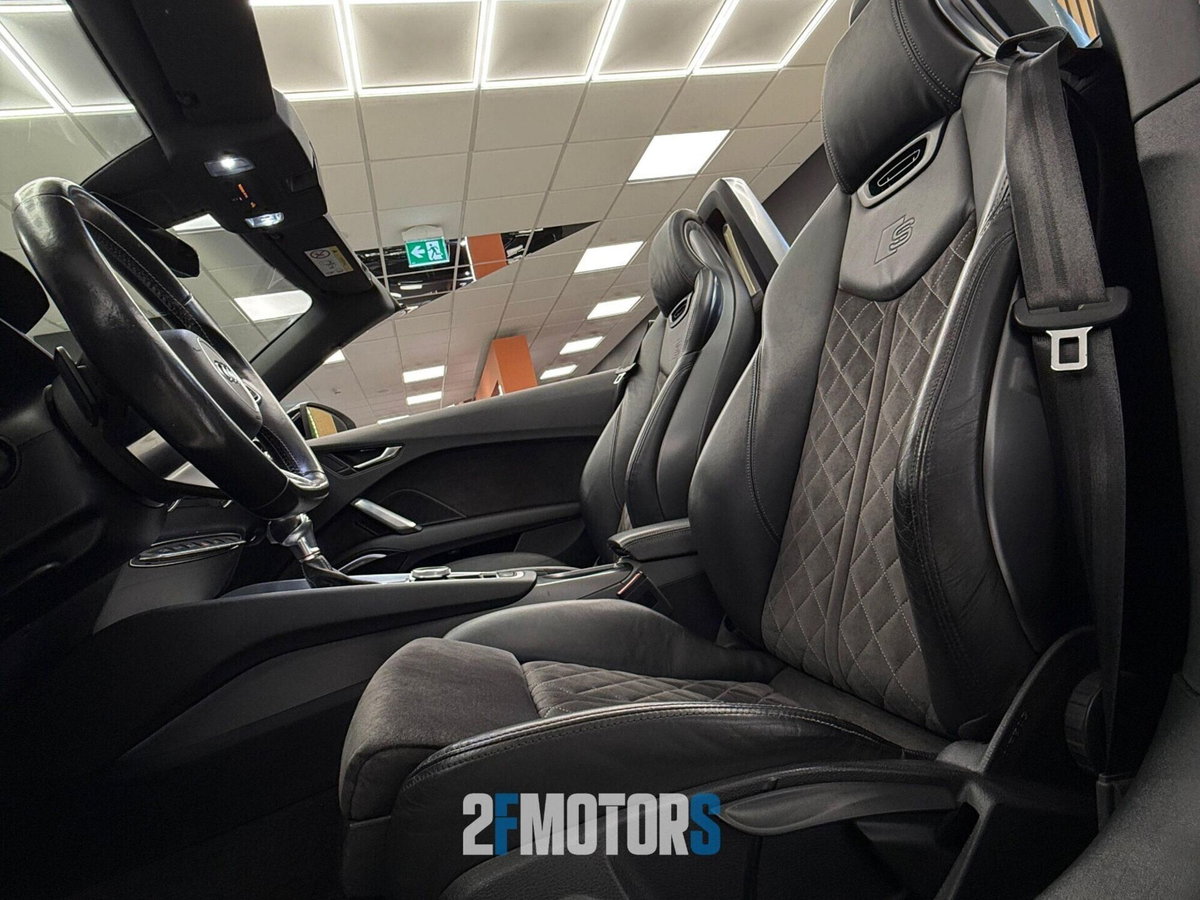Audi TT Cabrio 2.0 TFSI quattro S tronic S line (11)