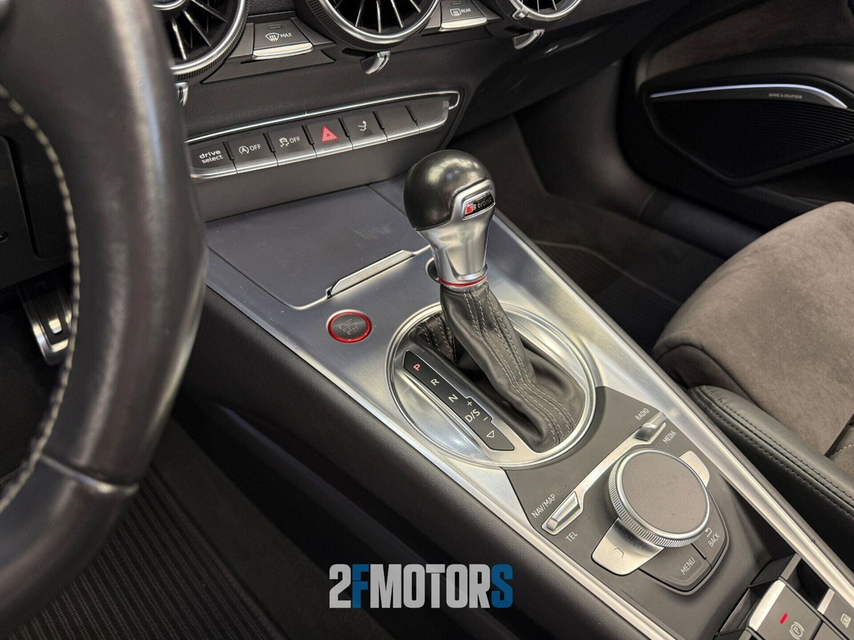 Audi TT Cabrio 2.0 TFSI quattro S tronic S line (19)