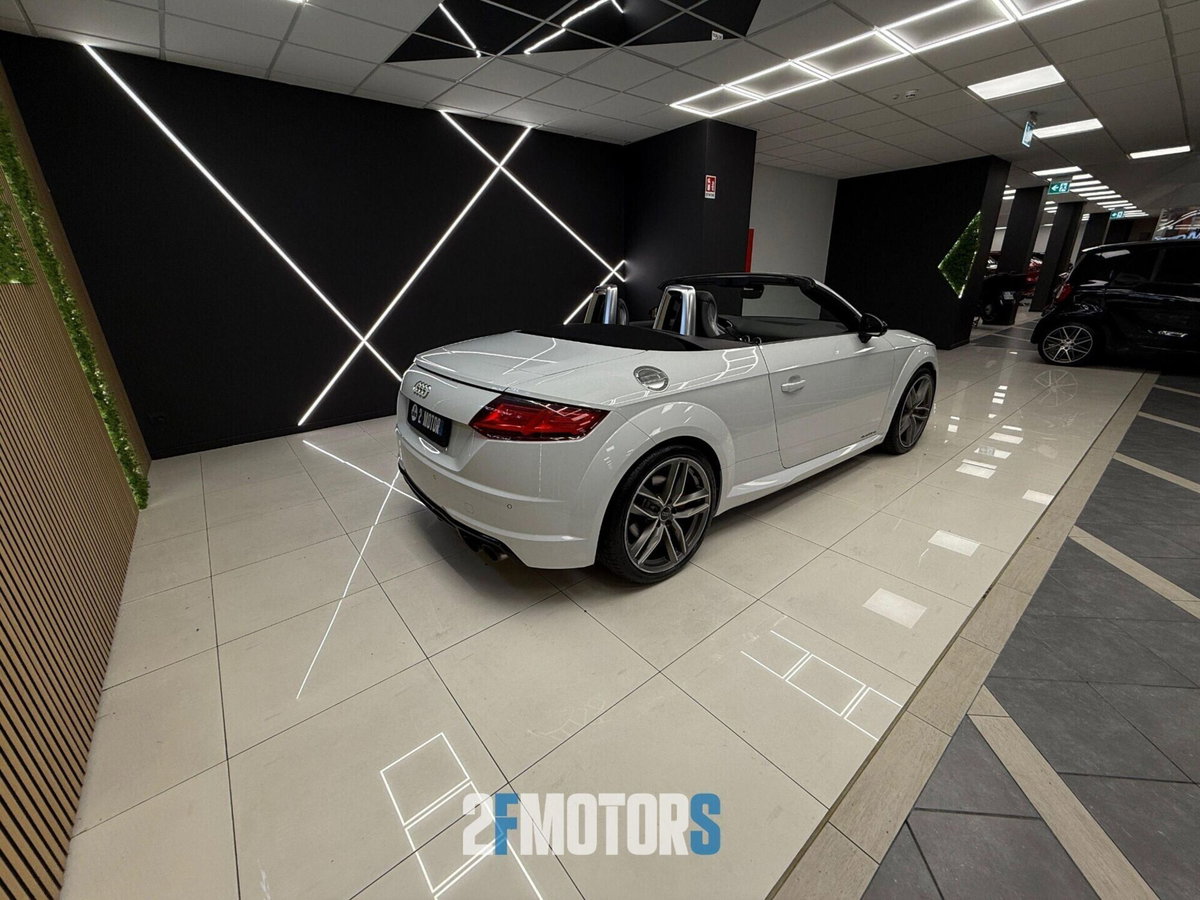 Audi TT Cabrio 2.0 TFSI quattro S tronic S line (5)