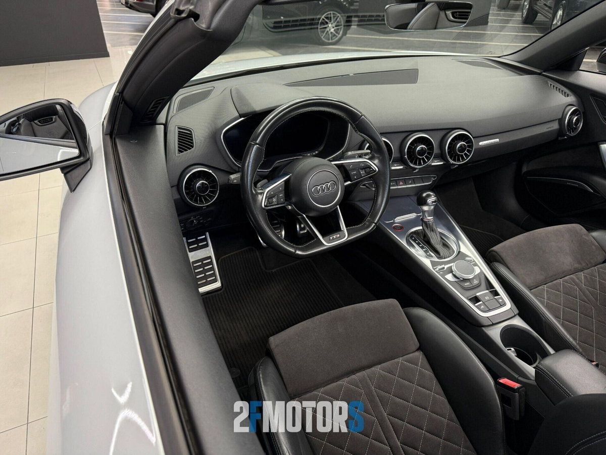 Audi TT Cabrio 2.0 TFSI quattro S tronic S line (7)