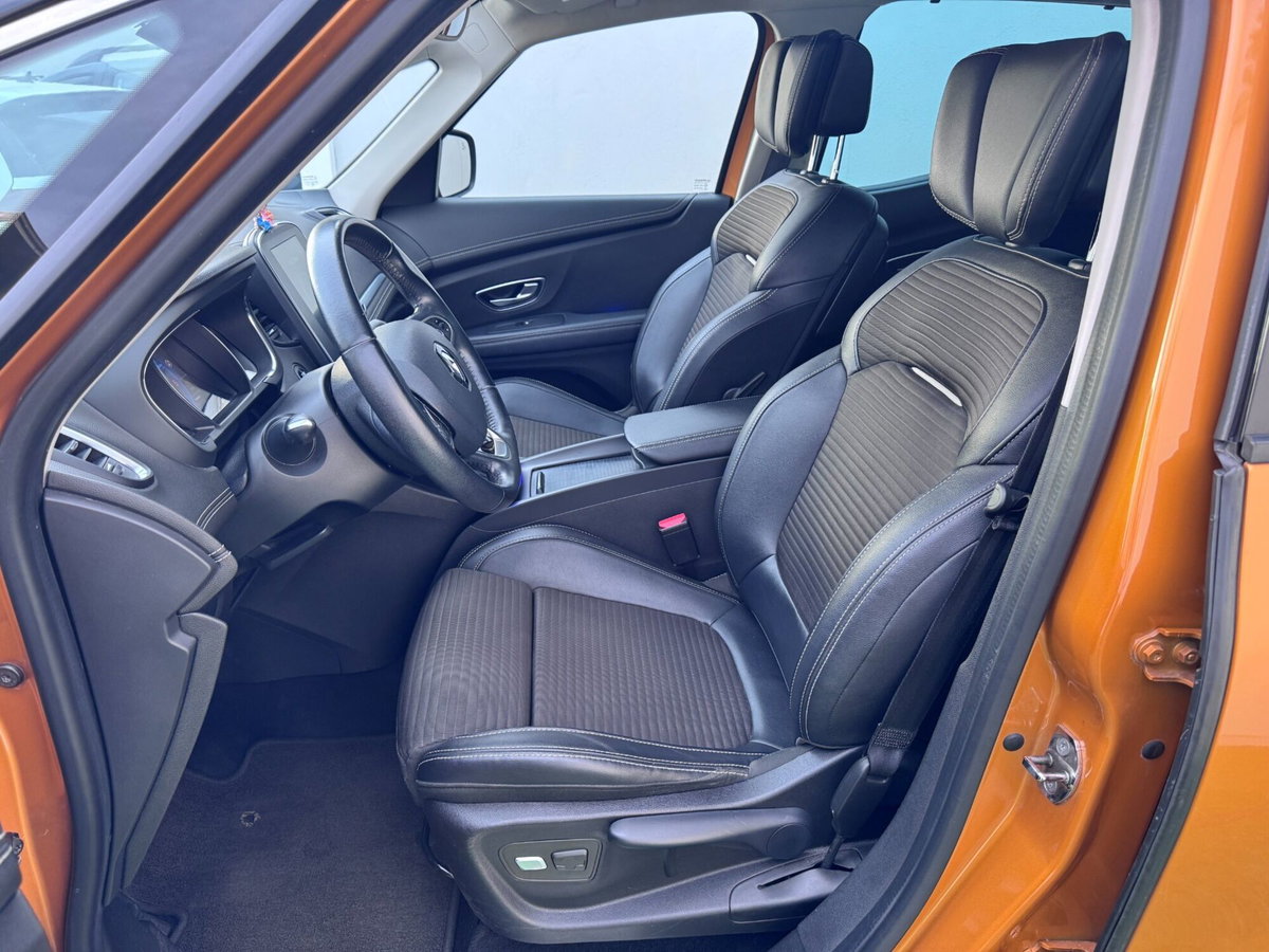 Renault Scenic E-Tech Electric XMod dCi 110 CV Start&Stop Energy Limited (6)