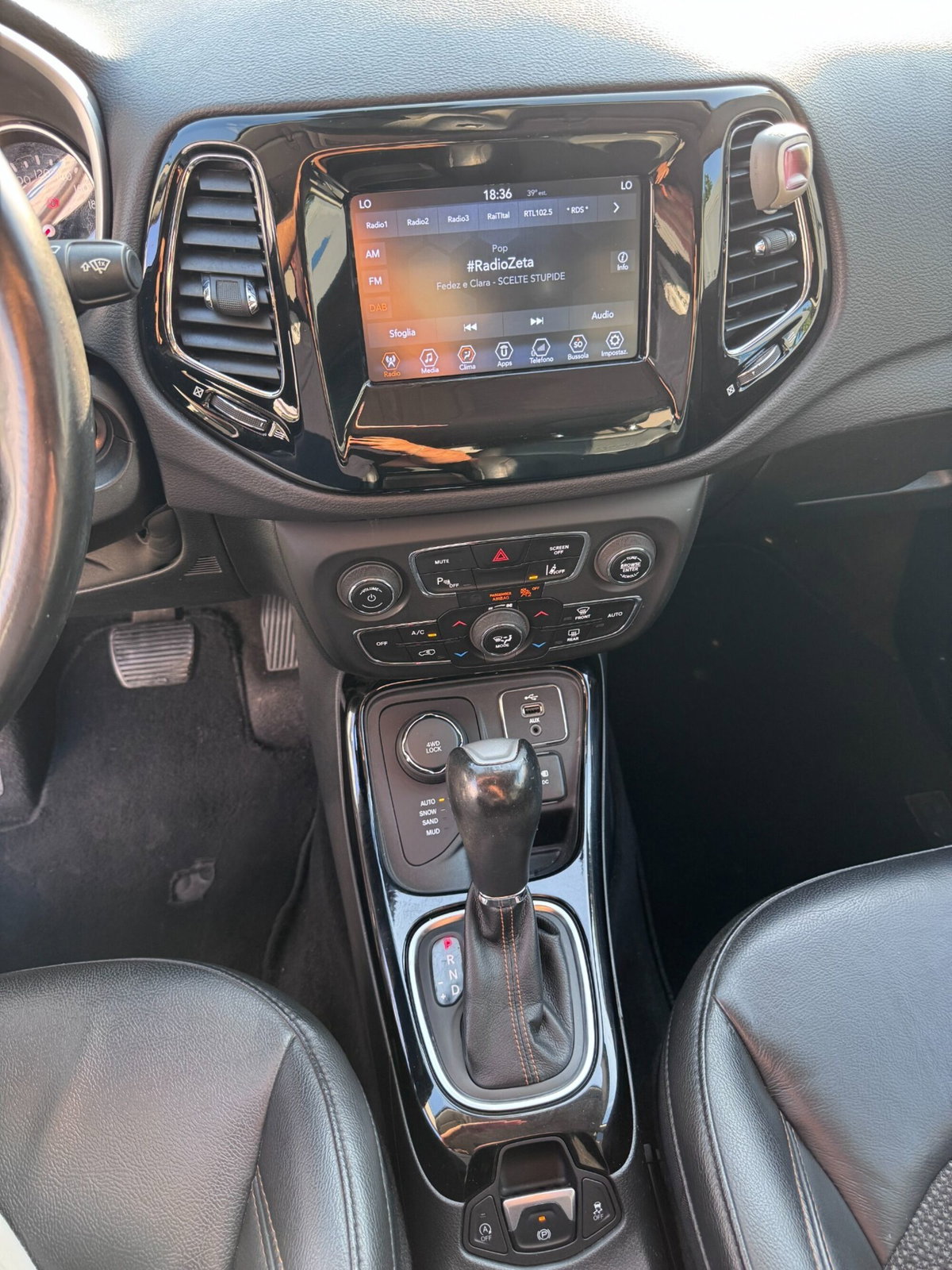 Jeep Compass 2.0 Multijet II aut. 4WD Limited (8)