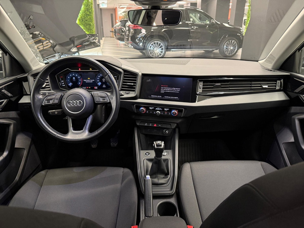 Audi A1 citycarver 30 TFSI Identity Contrast (15)