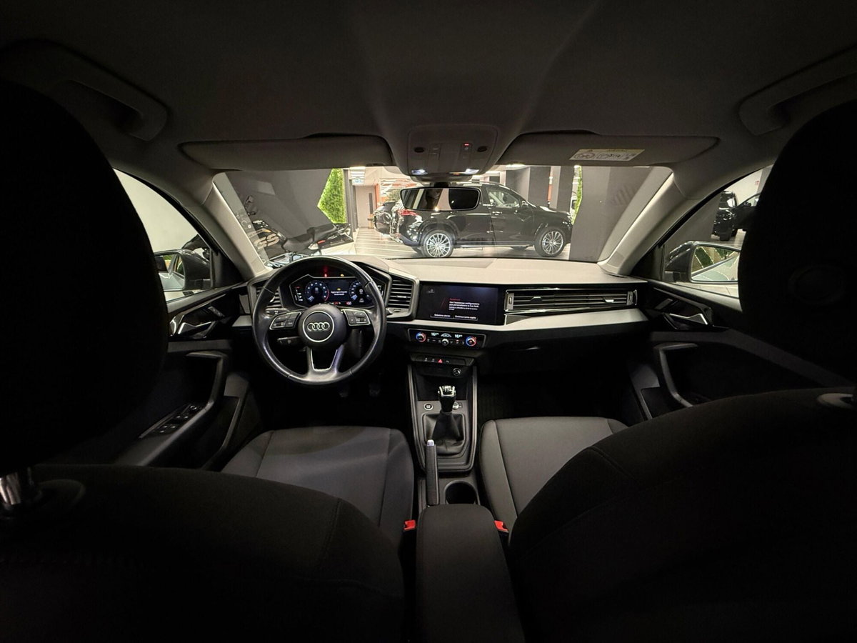 Audi A1 citycarver 30 TFSI Identity Contrast (16)