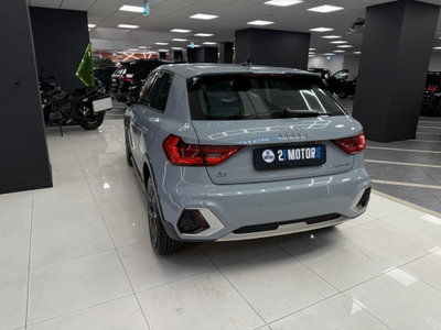 Audi A1 citycarver 30 TFSI Identity Contrast (2)