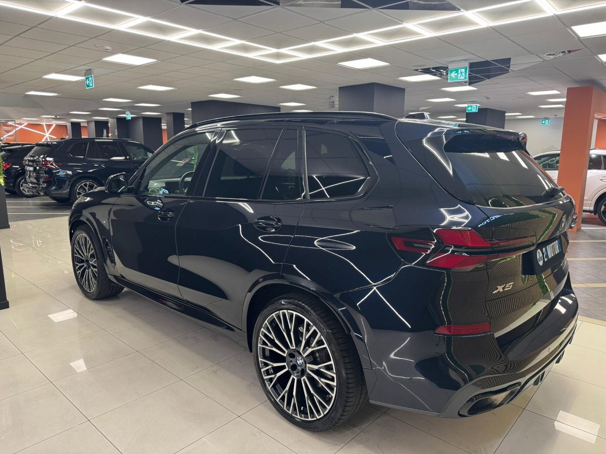 BMW X5 xdrive30d MSport auto (2)