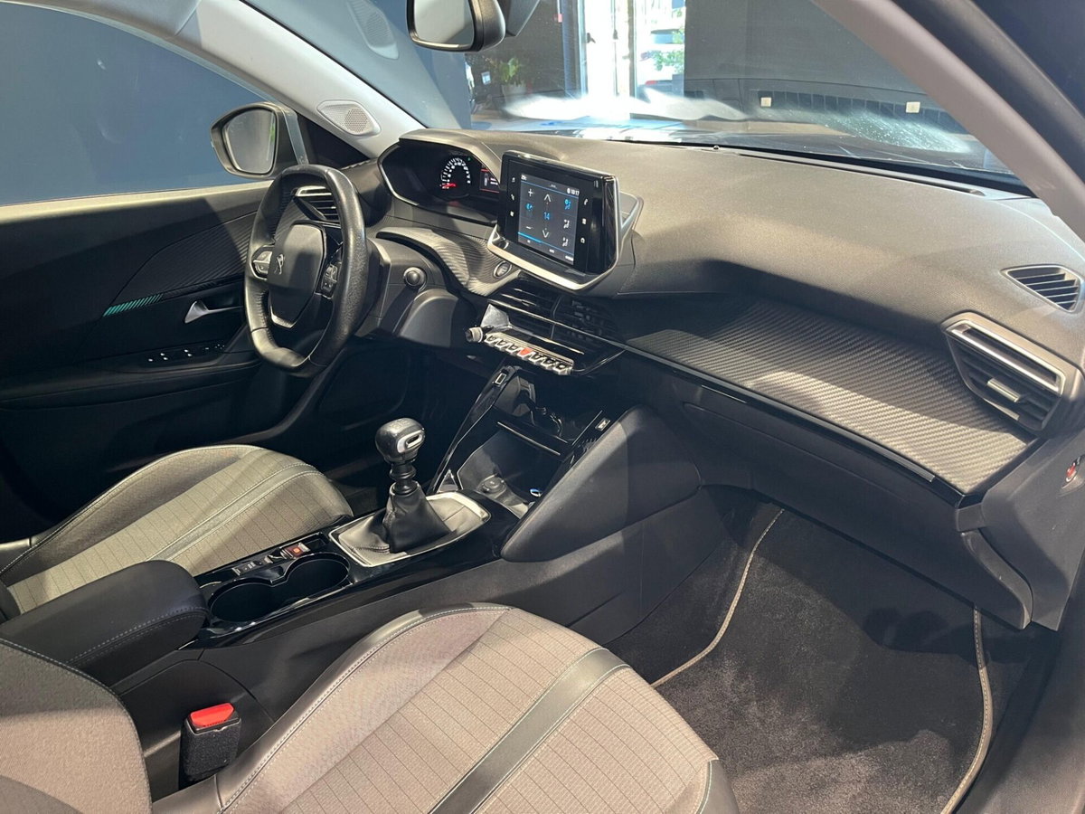 Peugeot 2008 BlueHDi 110 S&S Allure Pack (12)