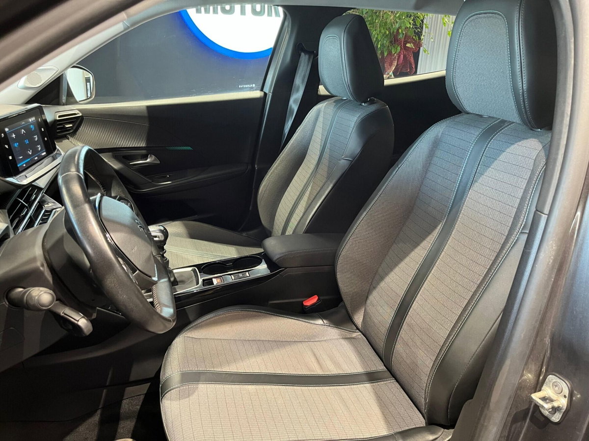 Peugeot 2008 BlueHDi 110 S&S Allure Pack (13)