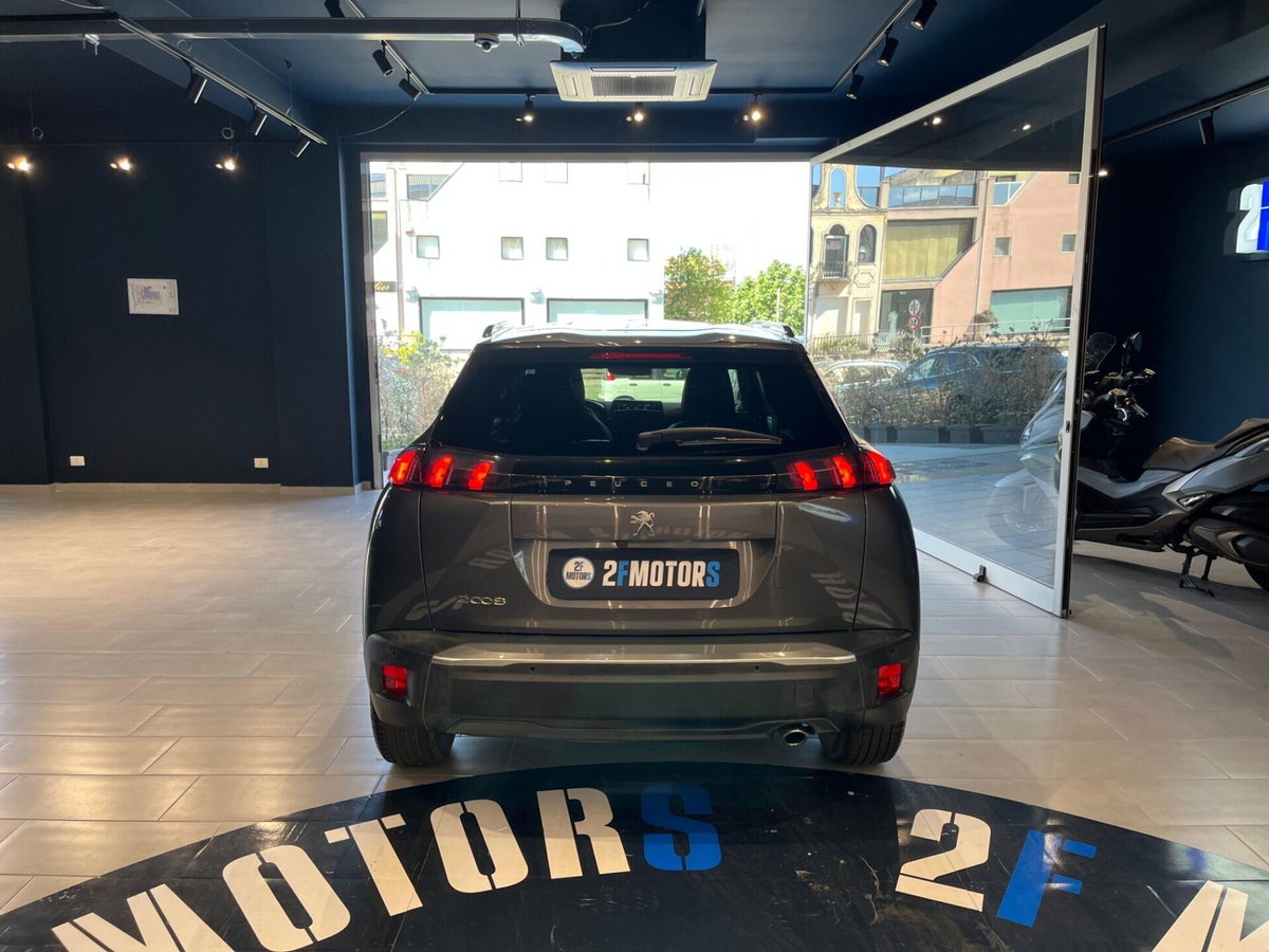 Peugeot 2008 BlueHDi 110 S&S Allure Pack (4)