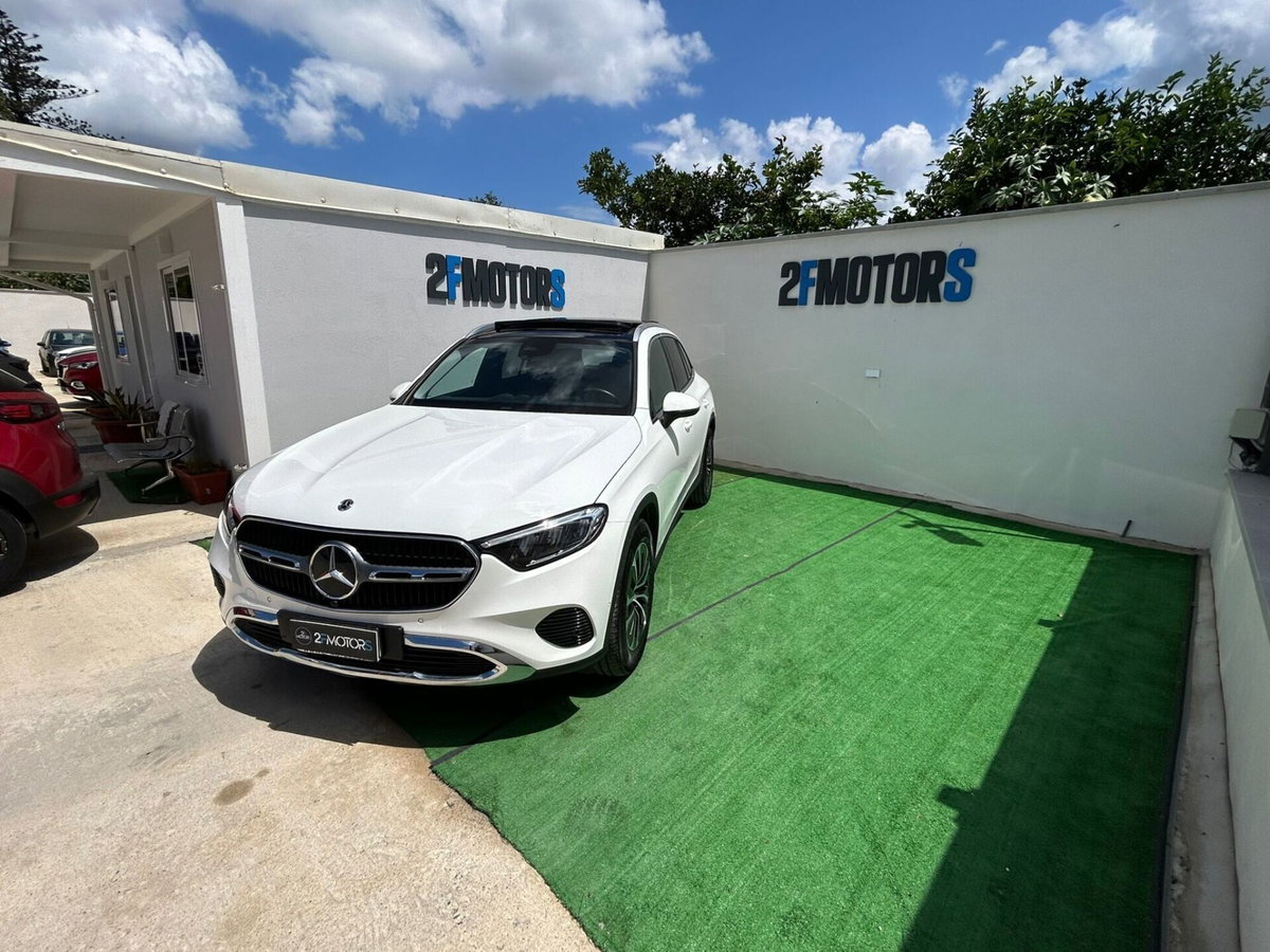 Mercedes-Benz GLC SUV 220 d AMG Line Premium Plus 4matic auto (3)