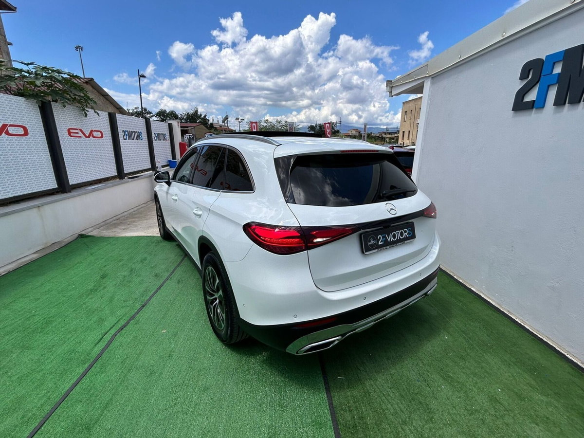 Mercedes-Benz GLC SUV 220 d AMG Line Premium Plus 4matic auto (6)