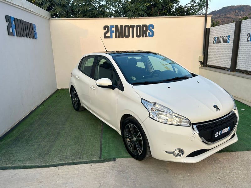 Peugeot 208 HDi 68 CV 5 porte Allure