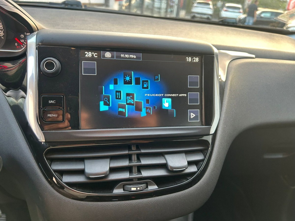 Peugeot 208 HDi 68 CV 5 porte Allure (13)