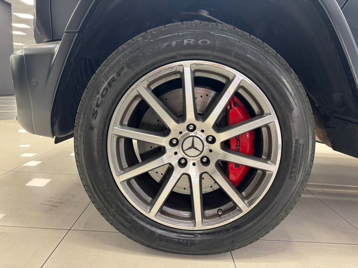 Mercedes-Benz Classe G AMG 63 585cv auto (6)