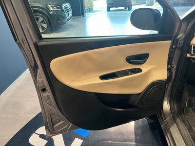 Lancia Ypsilon 1.3 MJT 16V 95 CV 5 porte S&S Silver (13)