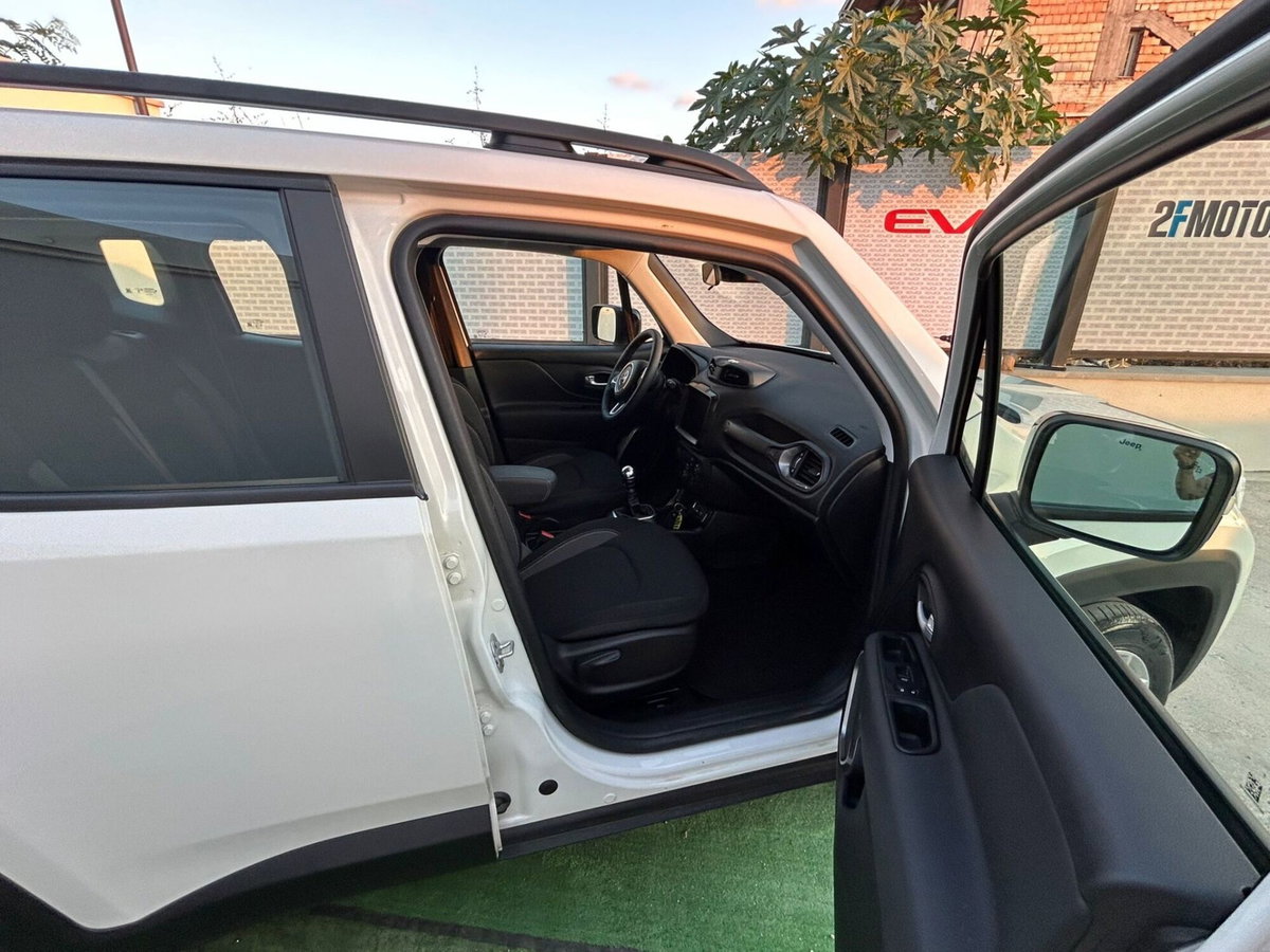 Jeep Renegade 1.6 Mjt 130 CV Limited (13)