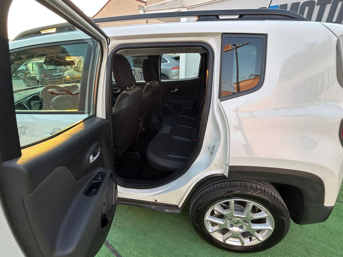 Jeep Renegade 1.6 Mjt 130 CV Limited (17)