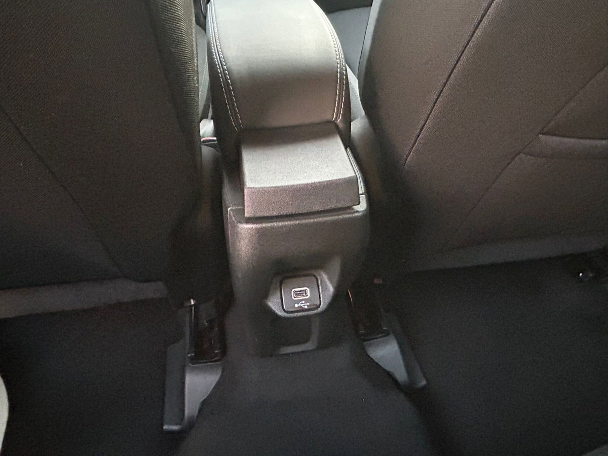 Jeep Renegade 1.6 Mjt 130 CV Limited (18)