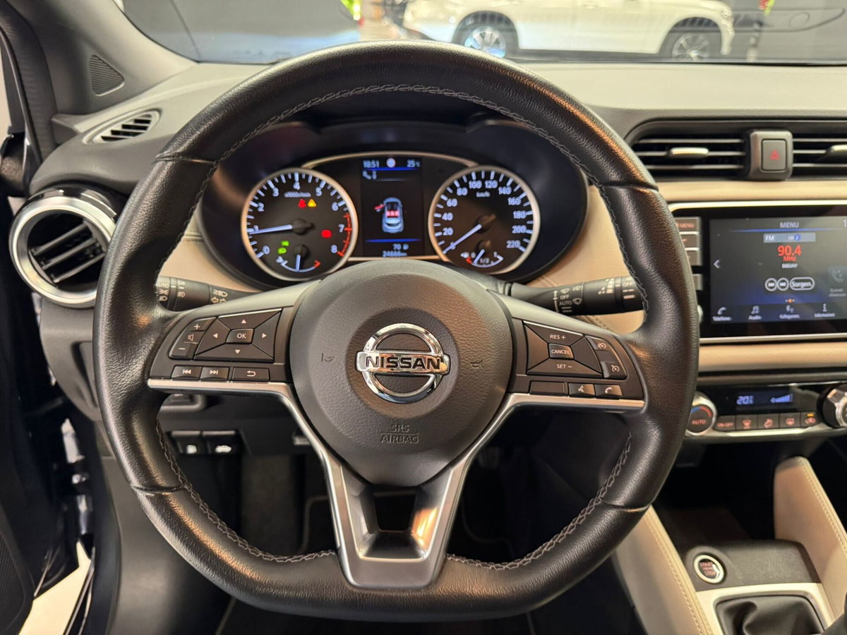 Nissan Micra IG-T 92 Xtronic 5 porte Tekna (15)