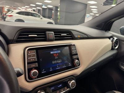 Nissan Micra IG-T 92 Xtronic 5 porte Tekna (17)