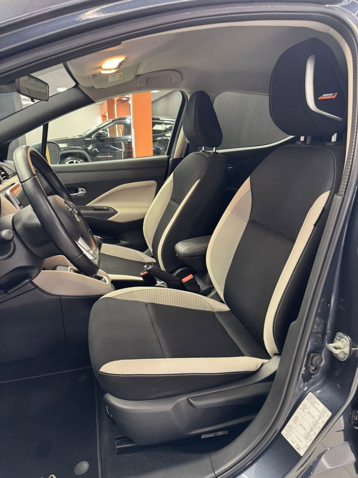 Nissan Micra IG-T 92 Xtronic 5 porte Tekna (18)