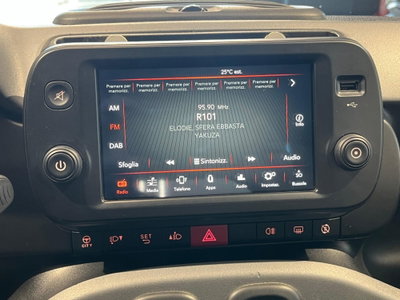 Fiat Panda 1.0 FireFly S&S Hybrid City Cross (13)