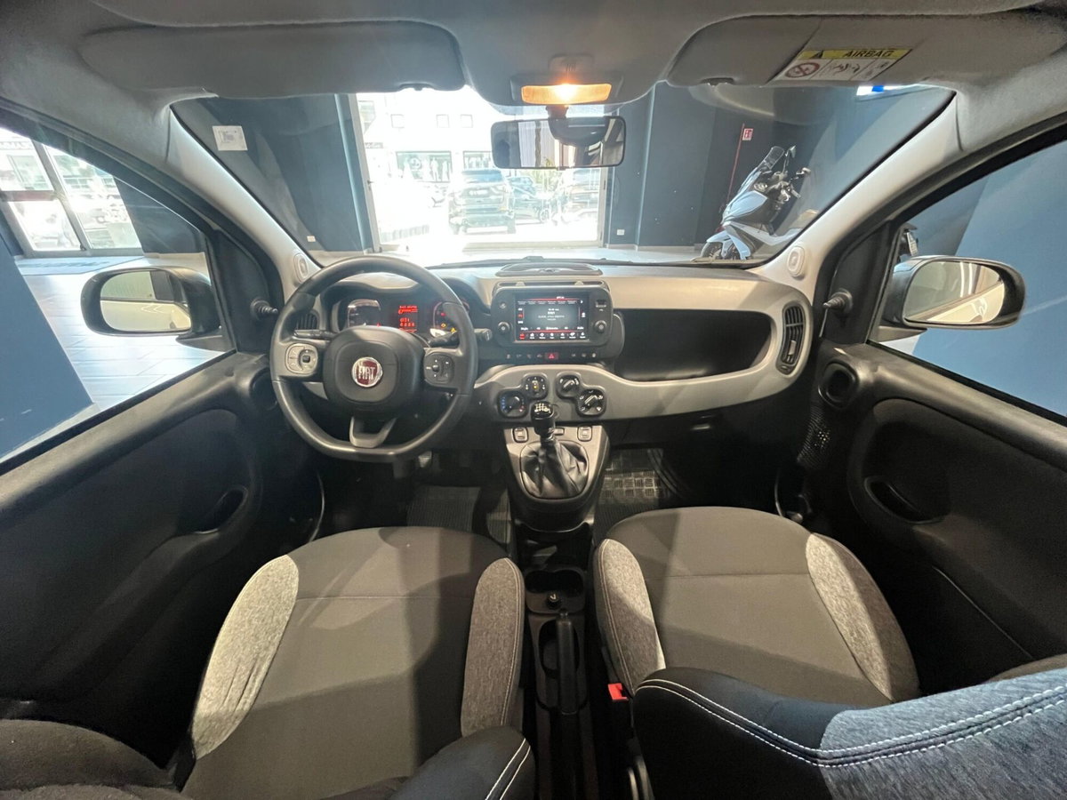 Fiat Panda 1.0 FireFly S&S Hybrid City Cross (14)