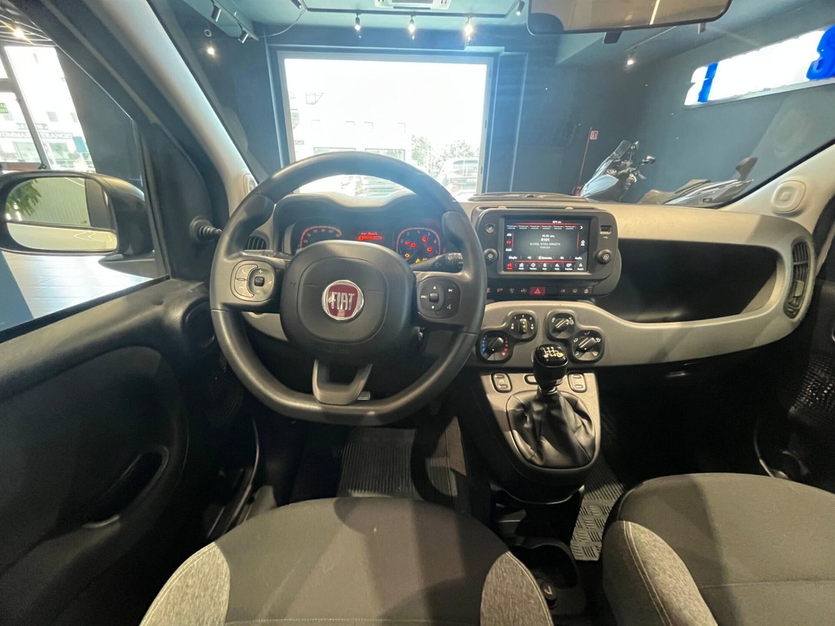 Fiat Panda 1.0 FireFly S&S Hybrid City Cross (15)