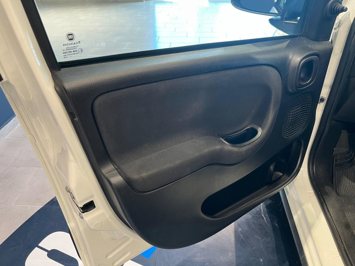 Fiat Panda 1.0 FireFly S&S Hybrid City Cross (9)