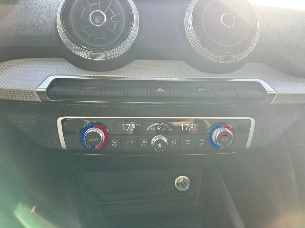 Audi Q2 Q2 35 TDI quattro S tronic S line Edition (10)