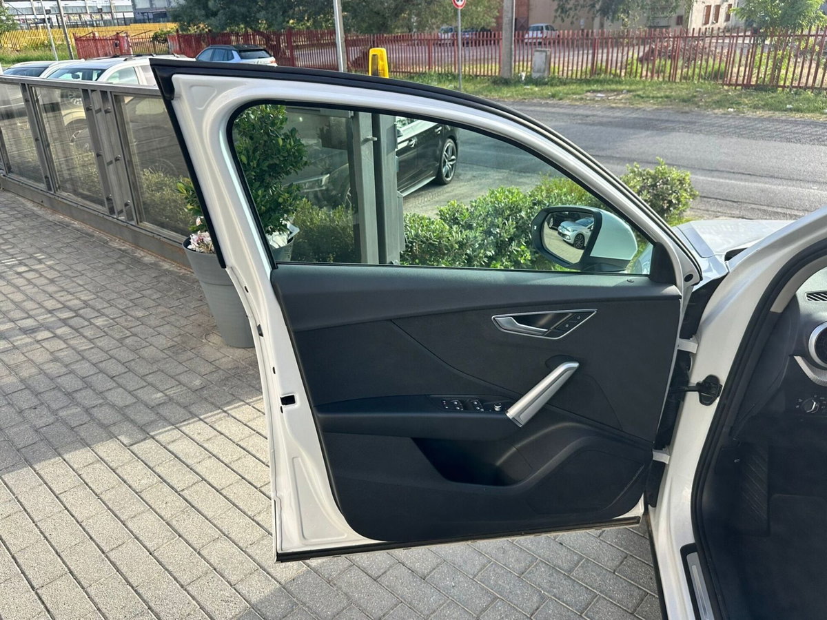 Audi Q2 Q2 35 TDI quattro S tronic S line Edition (16)