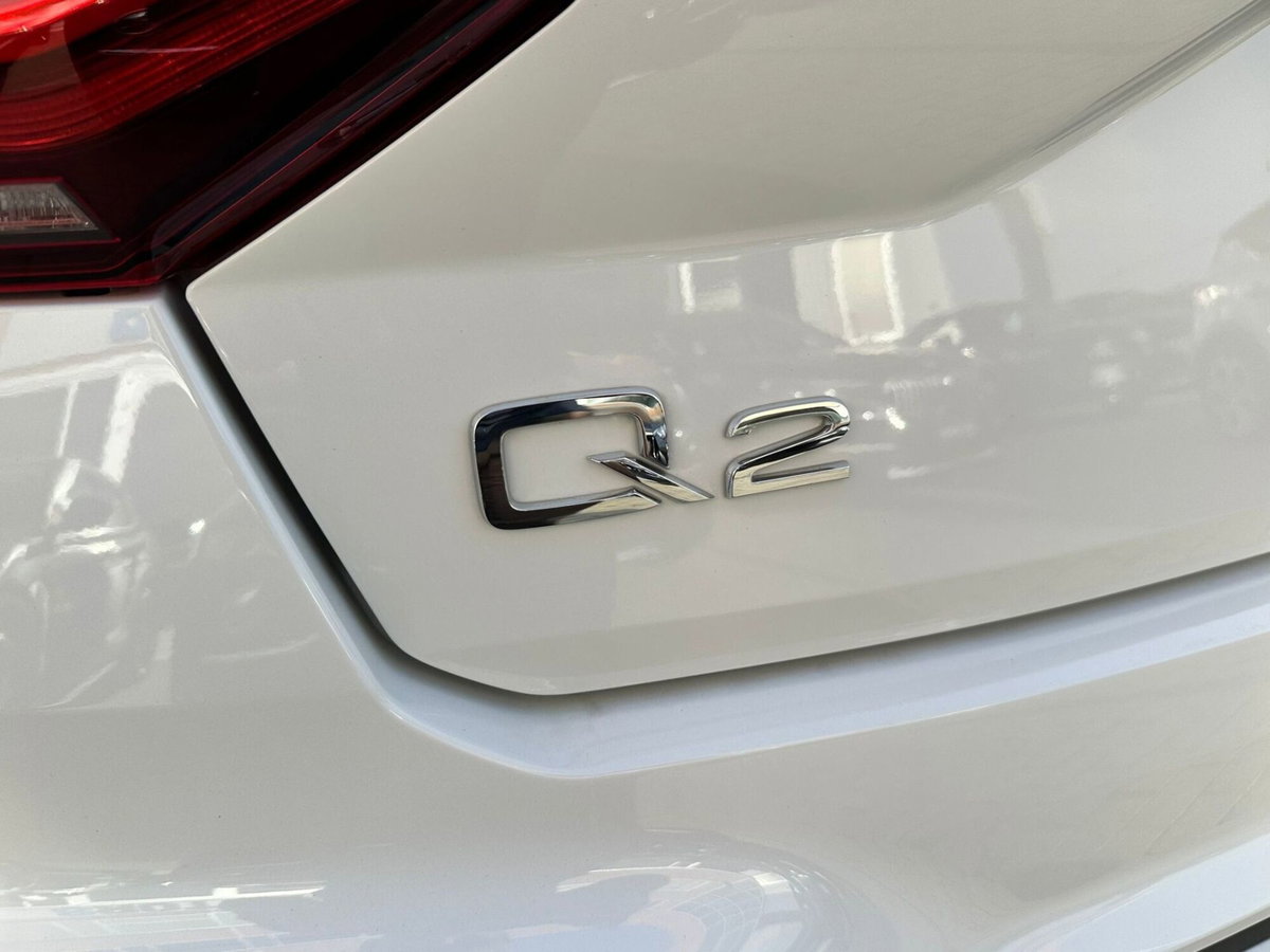 Audi Q2 Q2 35 TDI quattro S tronic S line Edition (6)
