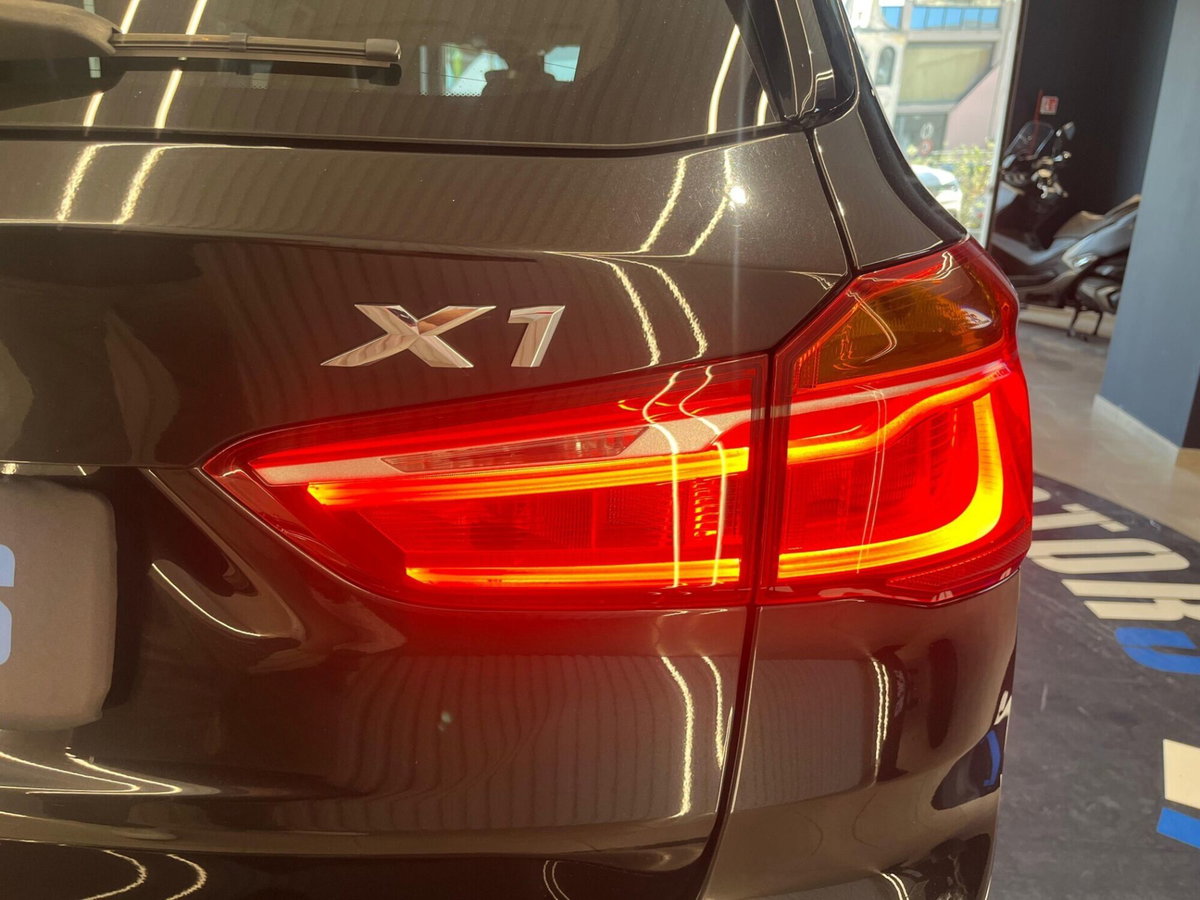 BMW X1 sDrive18d xLine Plus (8)