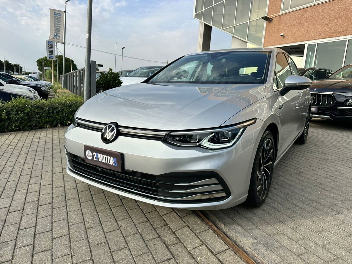 Volkswagen Golf 1.5 TGI DSG Style (2)