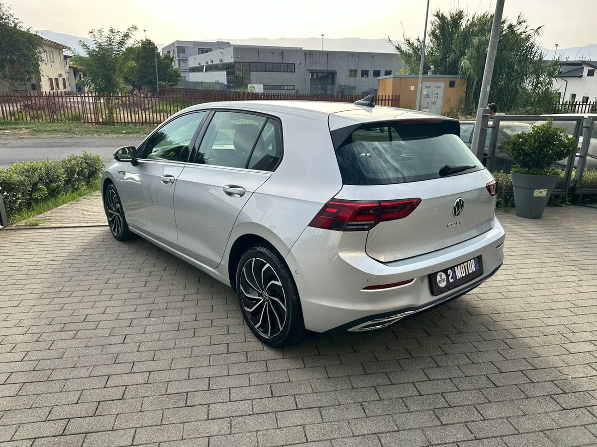 Volkswagen Golf 1.5 TGI DSG Style (3)