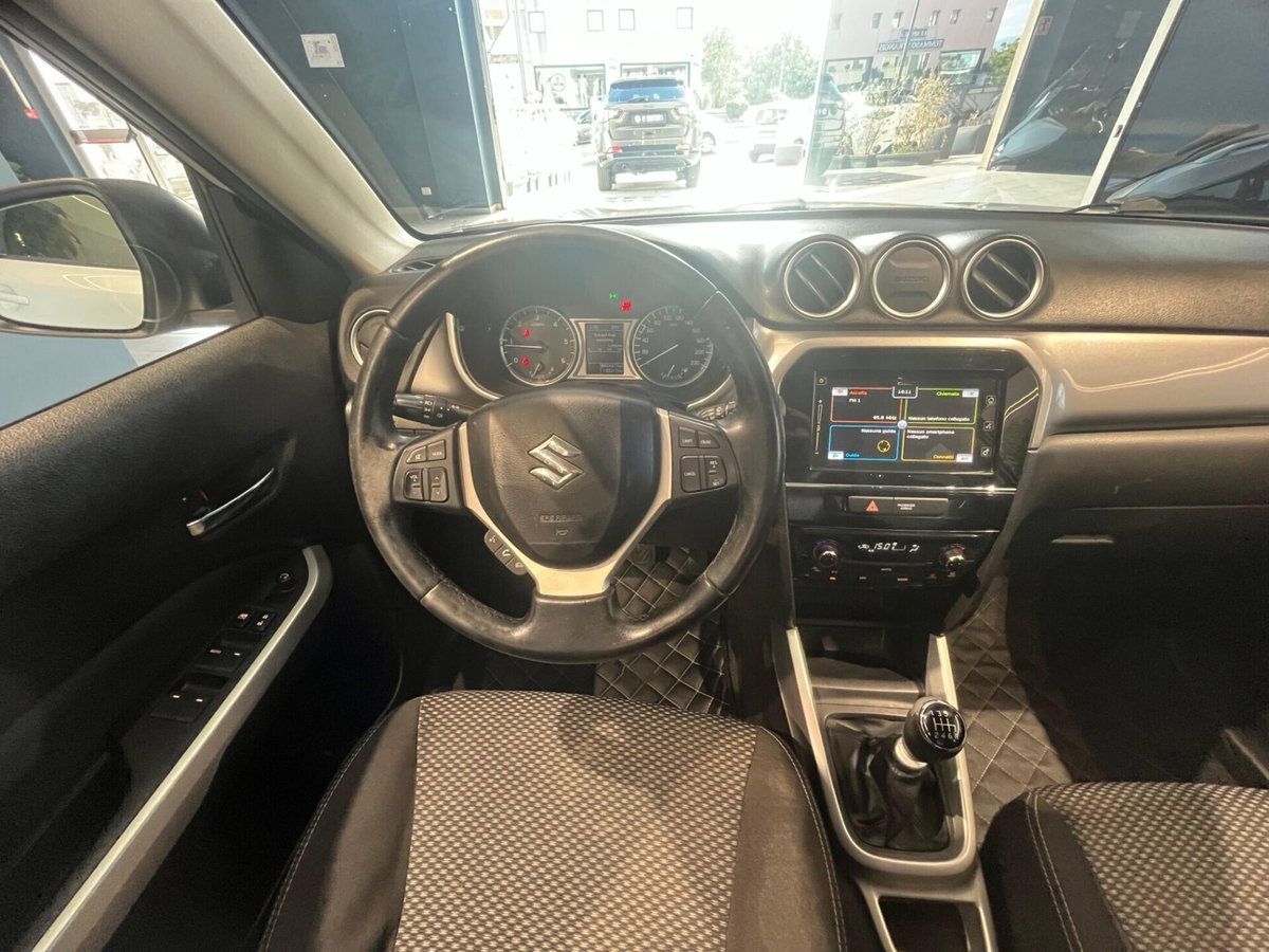 Suzuki Vitara 1.6 DDiS V-Top (10)