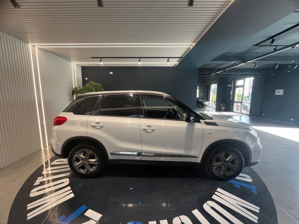 Suzuki Vitara 1.6 DDiS V-Top (5)