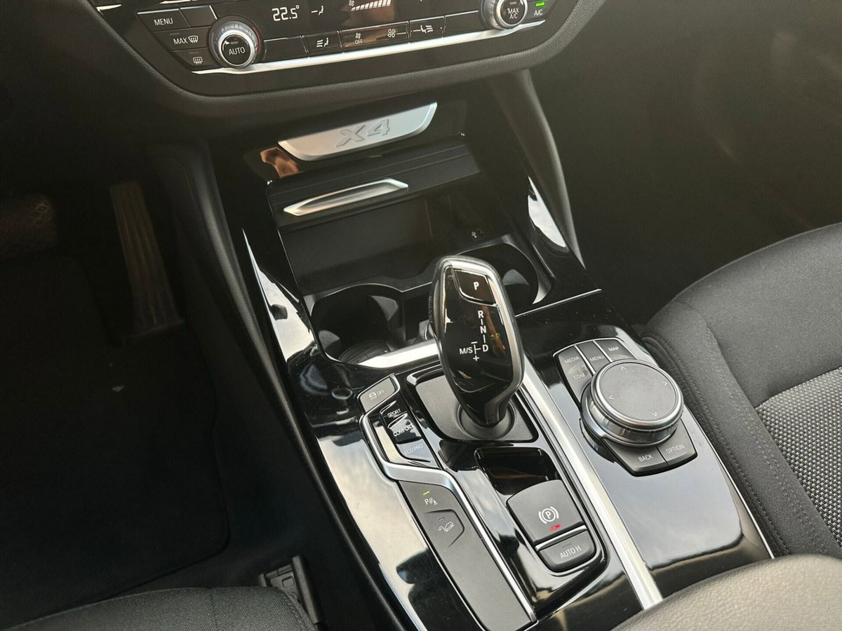 BMW X4 xDrive30d 48V 249CV xLine (17)